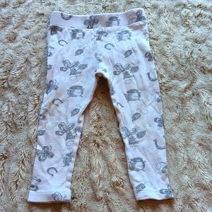 3/$12 18-24M Kate Quinn lucky horseshoe print black and white leggings pants